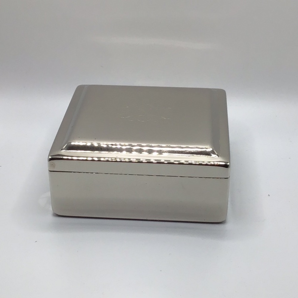 Chic Silver Initial Compact - image 2